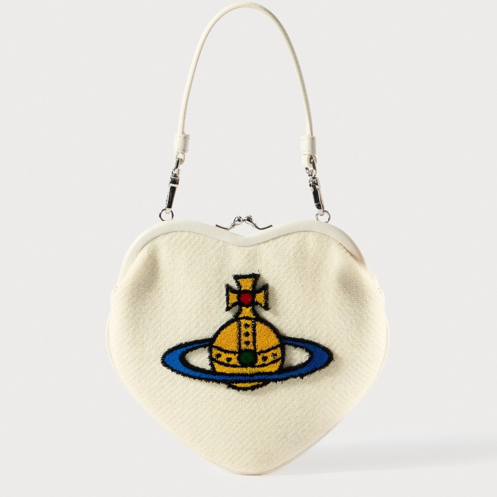 NWT Vivienne Westwood Belle Heart Frame Bag in white wool
